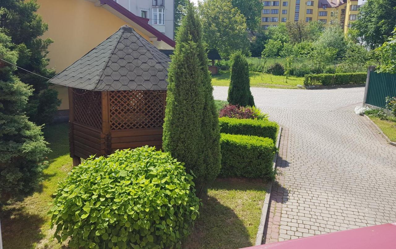 Villa Kameliya Truskavets Luaran gambar