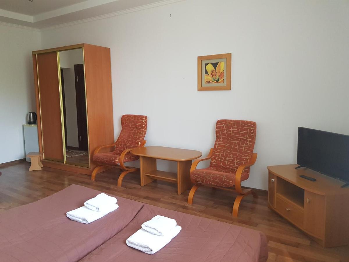 Villa Kameliya Truskavets Luaran gambar